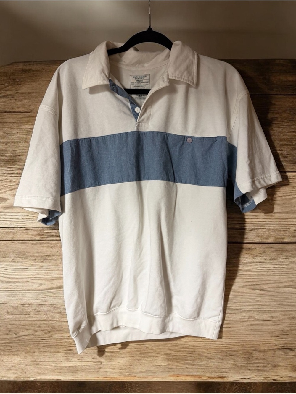 Mega 90s dad vibes with this vintage David Taylor colorblock polo